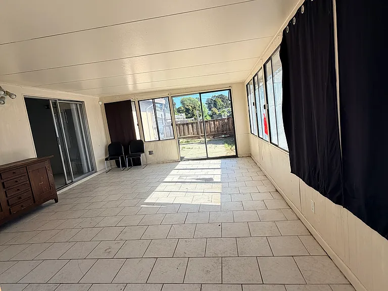 10 Tasco Ct — Photo 7