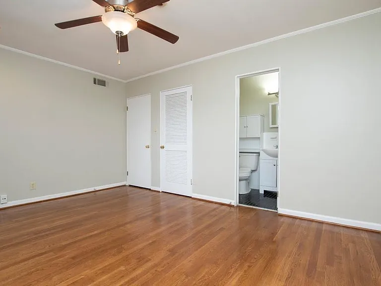 3660 Peachtree Rd NE #E4 — Photo 13