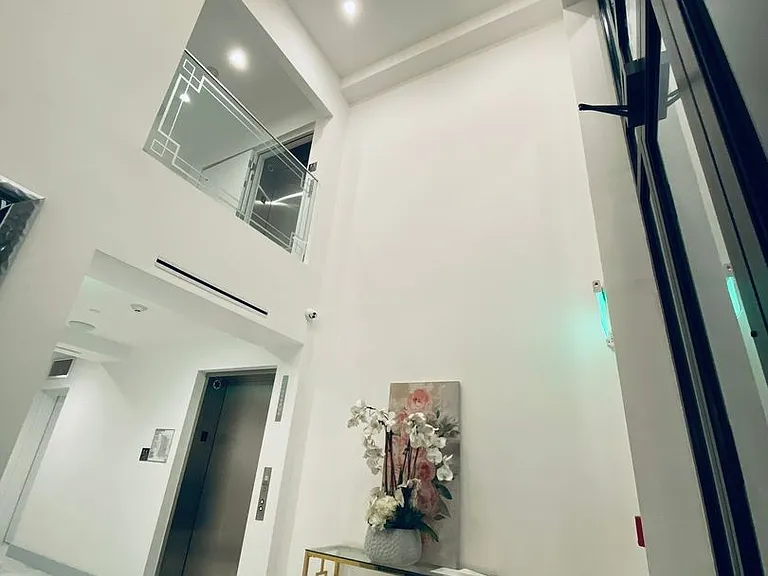 Regency Holt Apartments — Photo 8