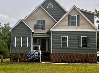 79 S River Rd, Plymouth, NC 27962