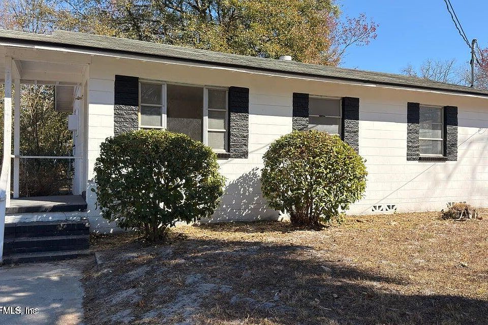 1st image of 5627 BELAFONTE Drive