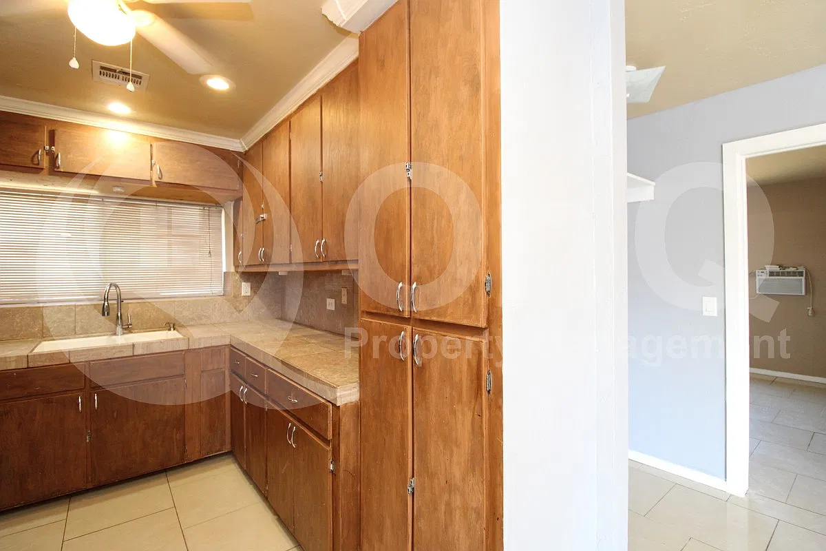 3 bed, 2.0 bath, 1120 sqft, $1,499 — Photo 3