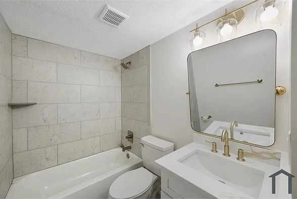3111 W Horatio St #202 — Photo 9