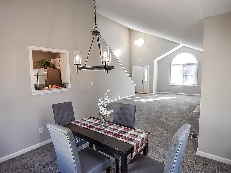 4301 E Whitley Dr — Photo 11