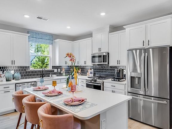 6th image of this home