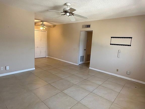 5th image of 350 S Cypress Road #522