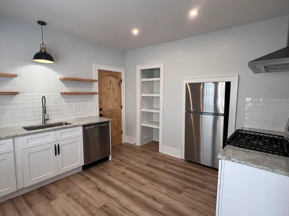 1644 Eddington Rd #2, Cleveland, OH 44118