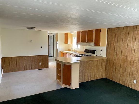 4th image of 1181 E Laxford St