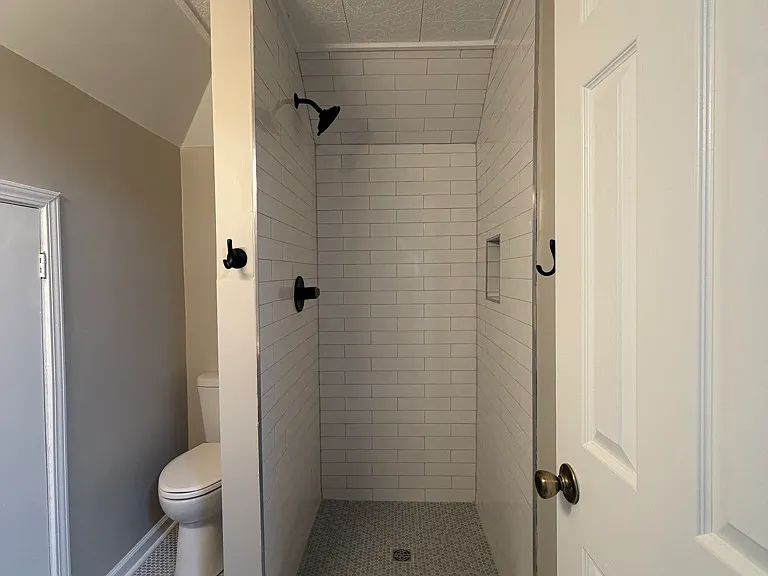 501 Vine St #A — Photo 40