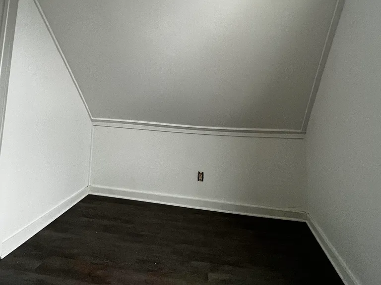 4944 Magoun Ave #2 — Photo 9