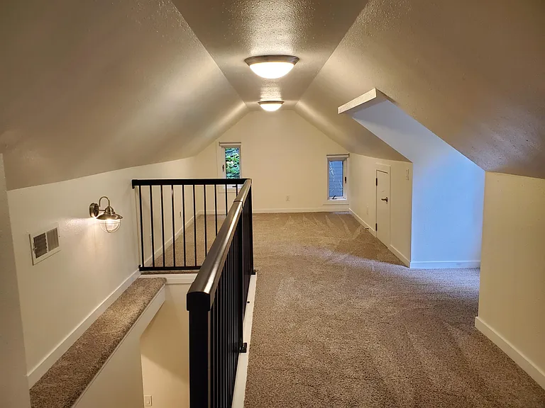 3676 SE Martins St — Photo 13