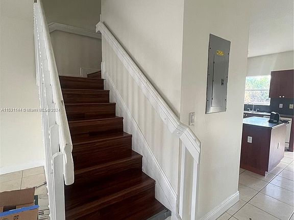 3rd image of 1538 SE 31st Ct