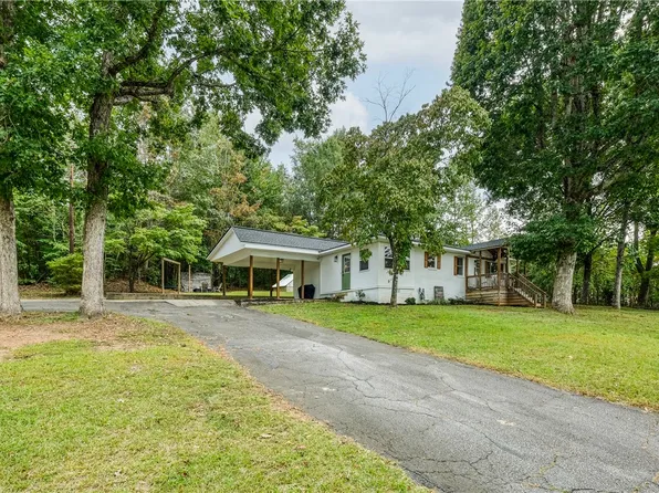 316 Church Rd, Easley, SC 29640