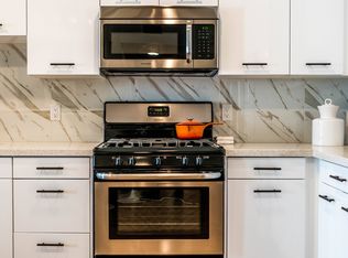 Baker Block, Costa Mesa, CA 92626