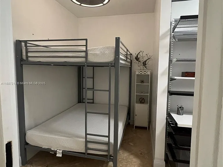 6917 Collins Ave — Photo 35