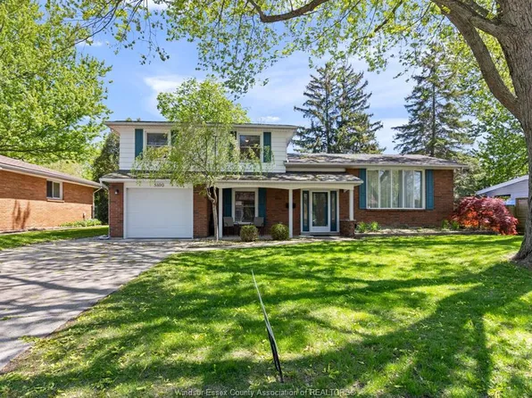 5890 Cabot Ave, Lasalle, ON N9H 1M2