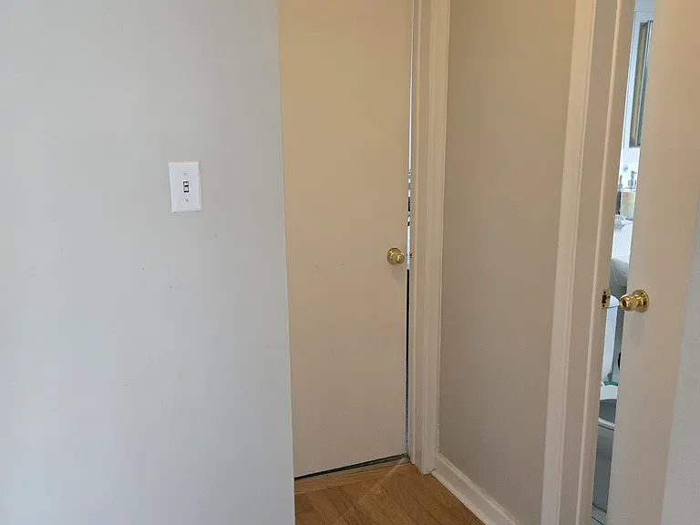 114 Kempenfelt Dr #303 — Photo 11