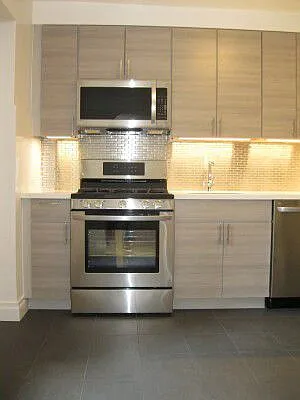 Rented by Tower Brokerage | media 8