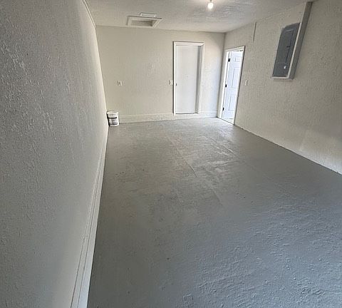 3rd image of 2128 Mosswood Dr