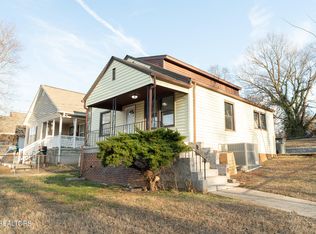 1420 W Baxter Ave, Knoxville, TN 37921