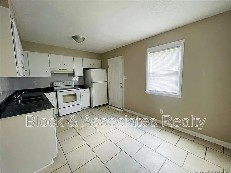 4959 Galveston Dr #C — Photo 9