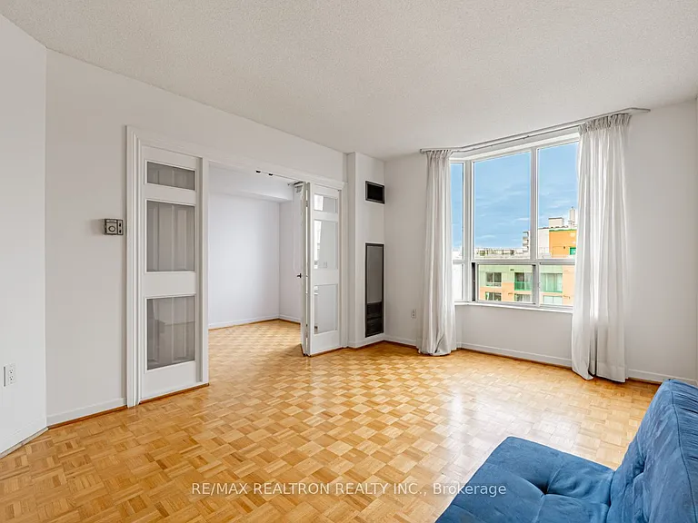 284 Bloor St W #903 — Photo 18