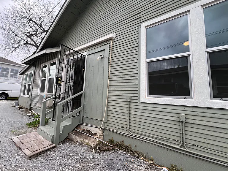 107 Stanley Ct #4 — Photo 9