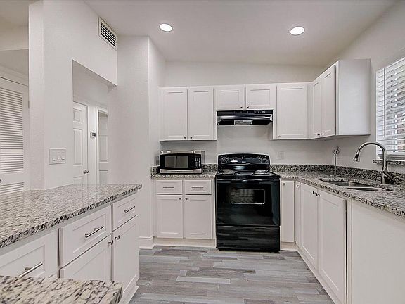 3rd image of 6213 Travis Blvd #14333016
