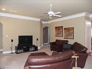 2nd image of 503 Remington Ct