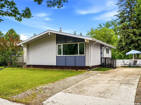 2949 Grant Road, Regina, SK S4S 5G6