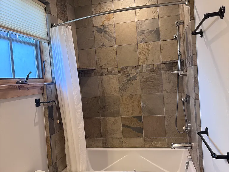 389 Revett Dr — Photo 13