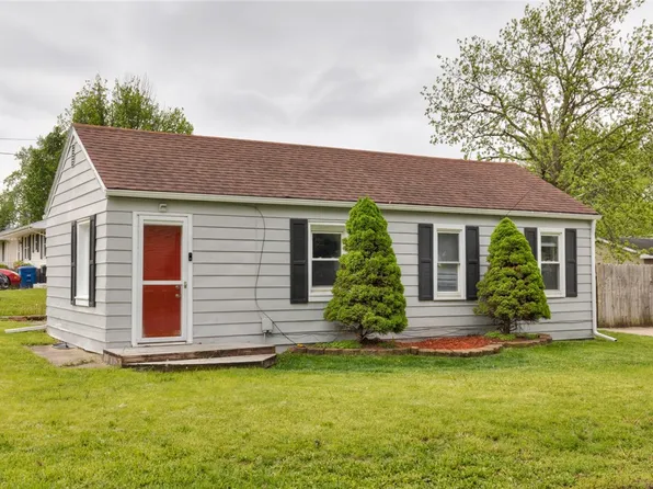 2538 E 39th St, Des Moines, IA 50317