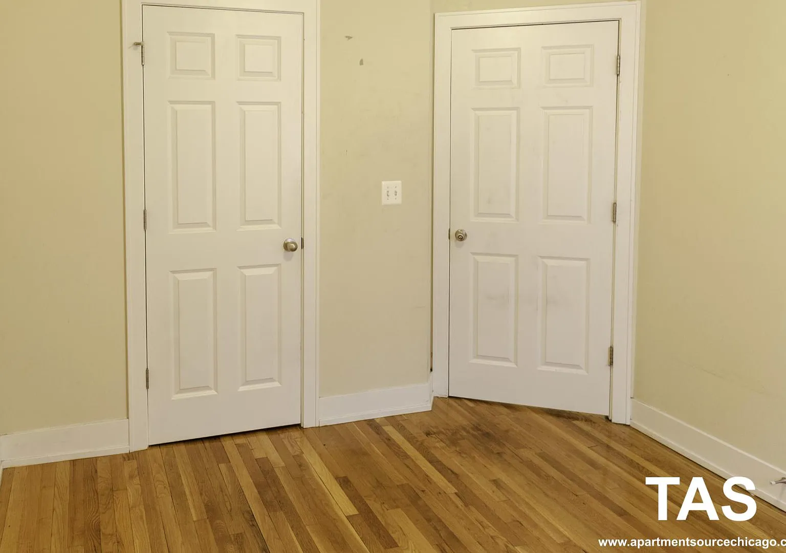 2 bed, 750 sqft, $1,995 — Photo 4