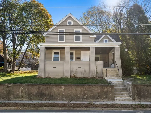 201 Oak St, Clinton, MA 01510