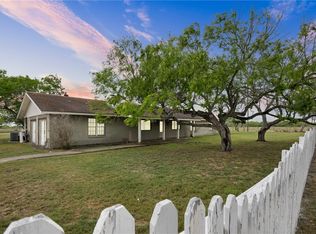 5688 Fm 1833, Robstown, TX 78380