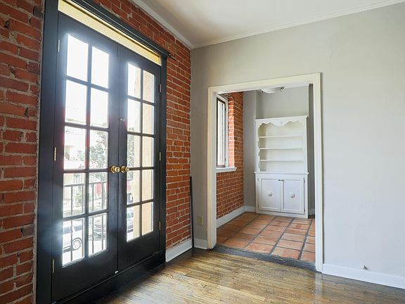 4th image of 729 S St Andrews Pl APT 201