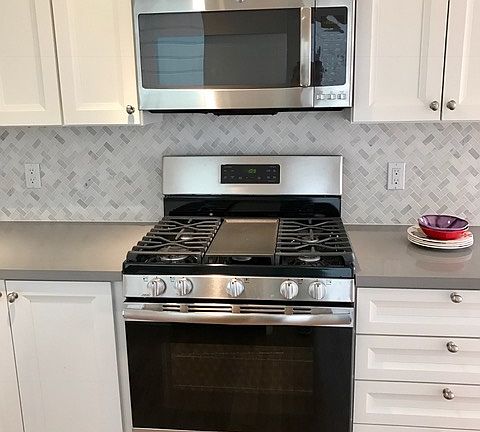 5th image of 2985 Pacific Ave APT 2