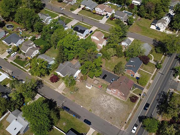 3rd image of 941 Glassboro Rd