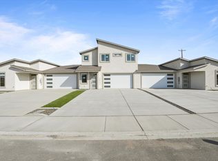 1101 Fairhaven Loop, Richland, WA