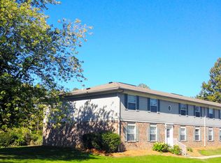 Lakeside Apartments at Walnut Hills, Plainfield, IN 46168