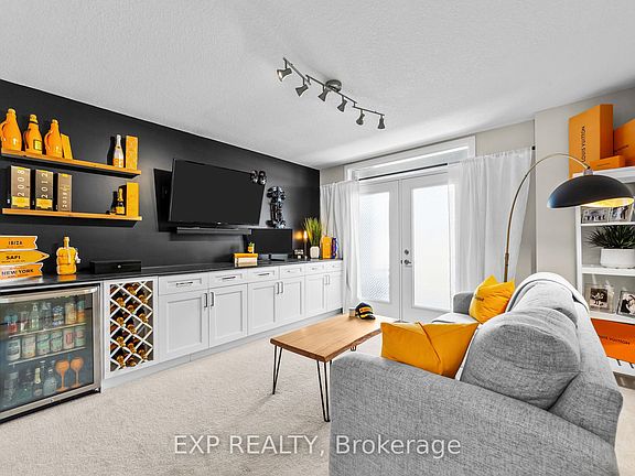 5th image of 177 Edgevalley Rd #39