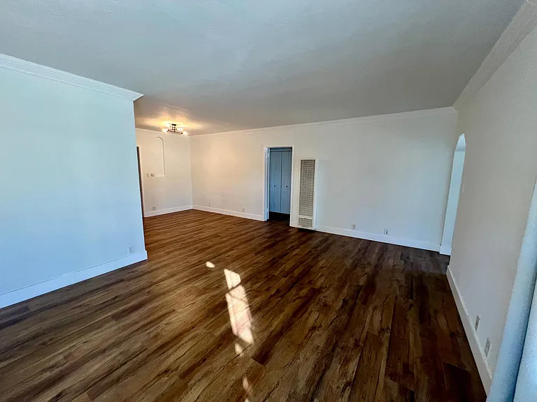 3373 Orange Ave — Photo 7