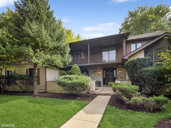 740 Woodside Ave, Hinsdale, IL 60521