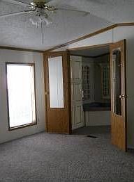 2nd image of 1107 Earl Rd