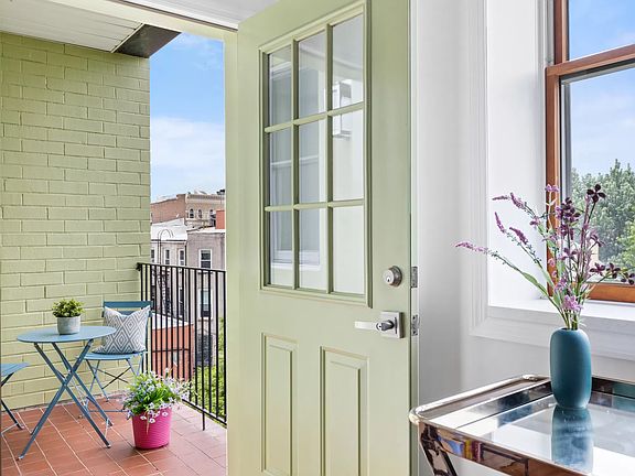 4th image of 21 Douglass St APT 4R