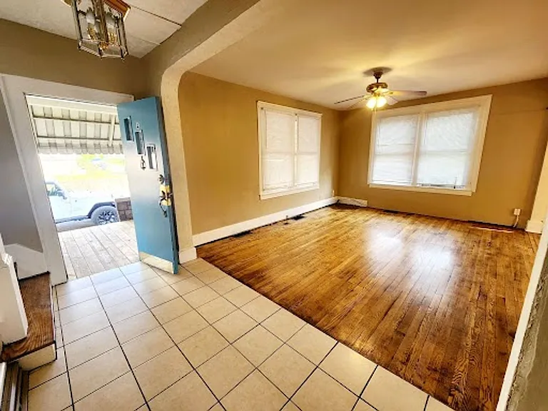 305 Lyndhurst St — Photo 28