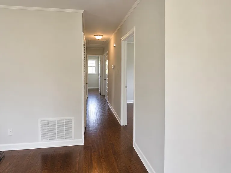 109 Sun Valley Dr — Photo 9