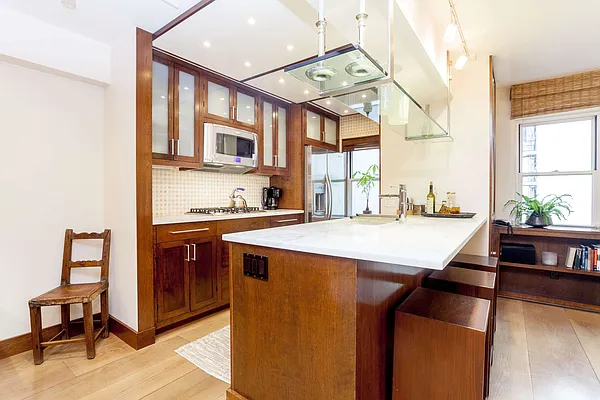 Rented by Pergolotti Realty | media 9
