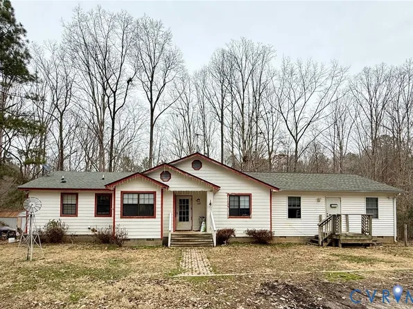 989 Signboard Rd, Bumpass, VA 23024