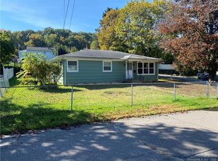 86 Dan Parker Dr, Waterbury, CT 06704